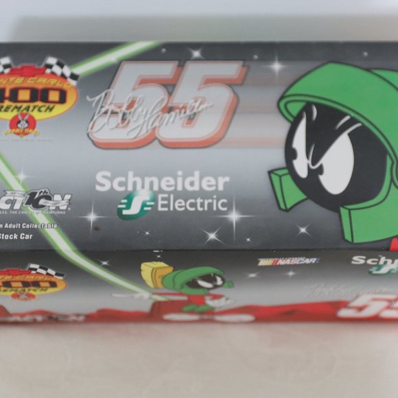 Action 1/24 Scale #55 Hamilton 2002 Monte Carlo Marvin The Martian Nascar - Picture 2 of 14